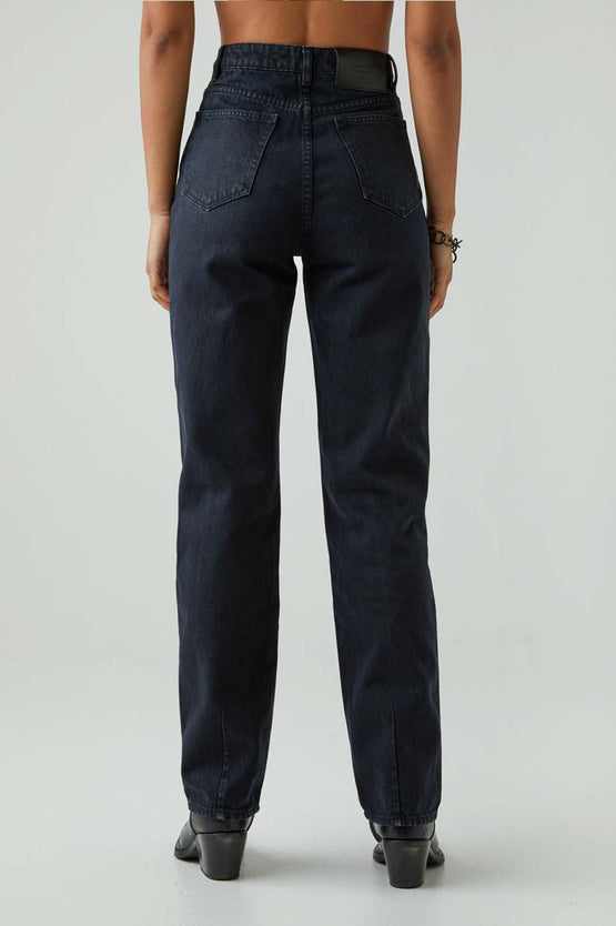 Neuw Nico Straight - Total Blackout