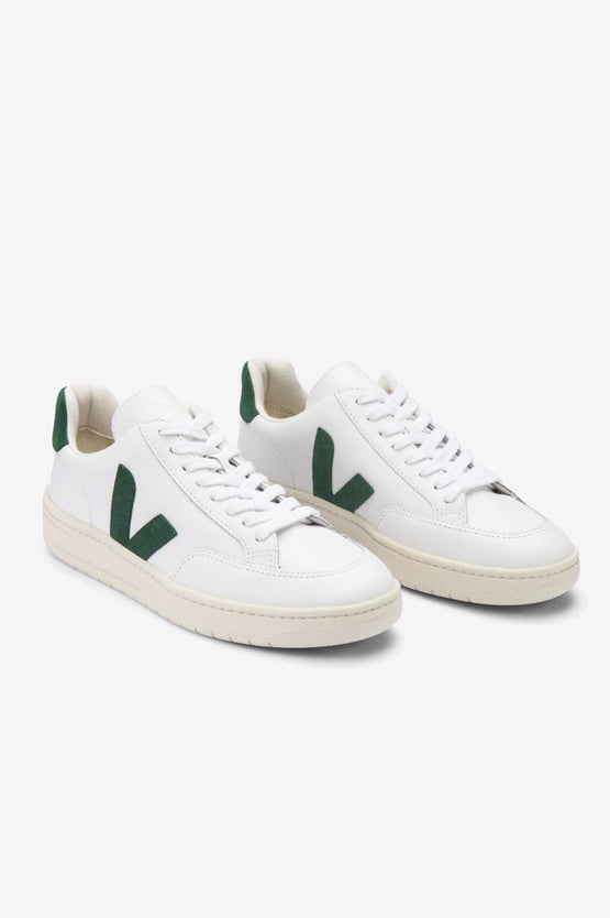 Veja V-12 Leather - Extra White Cyprus